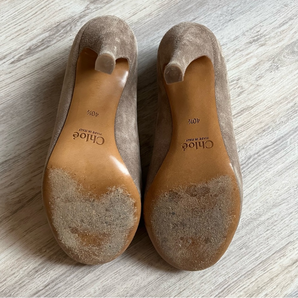 Chloe Suede Pumps - Picture 6 of 6
